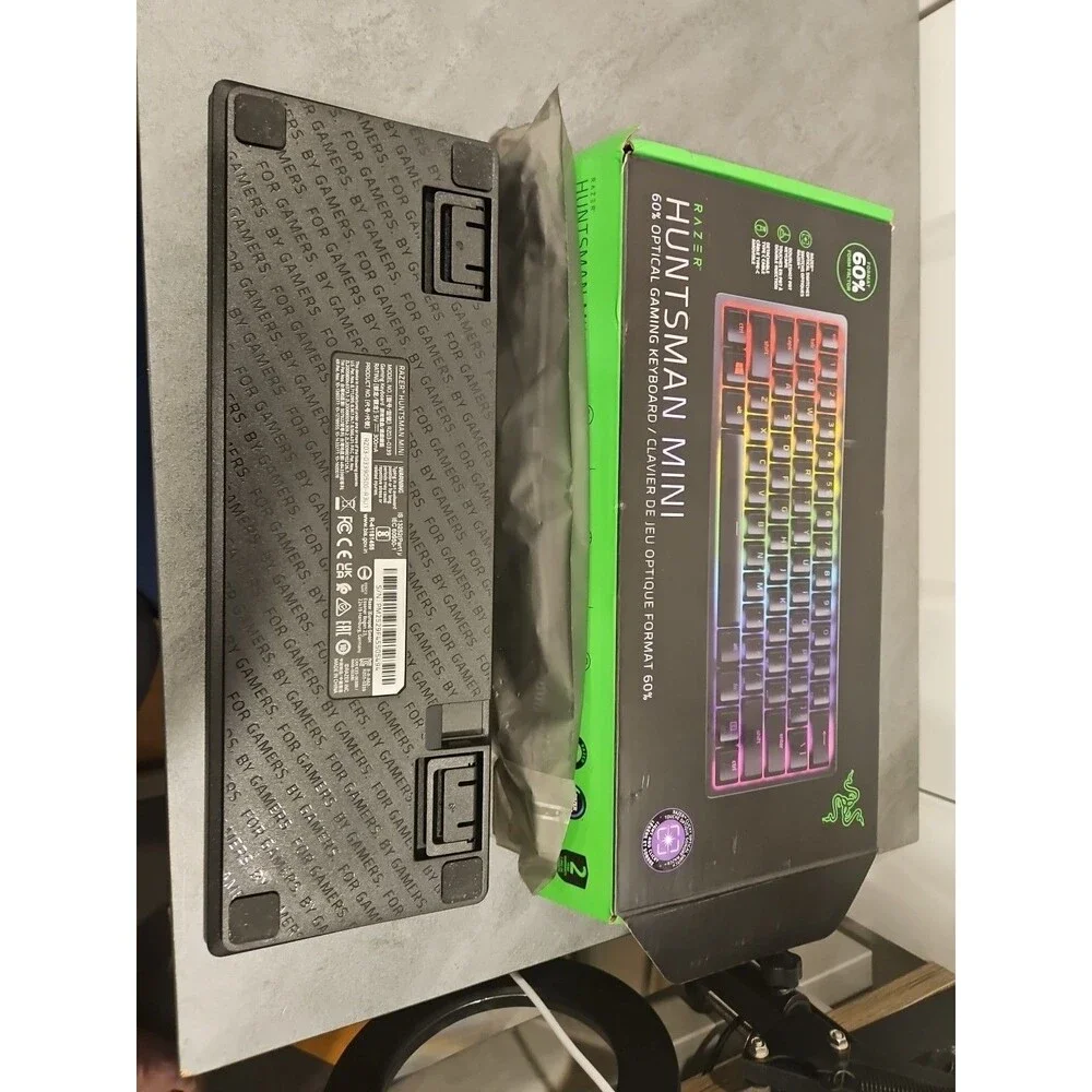 Razer Huntsman Mini 60% Gaming Keyboard Clicky Optical Switch Black